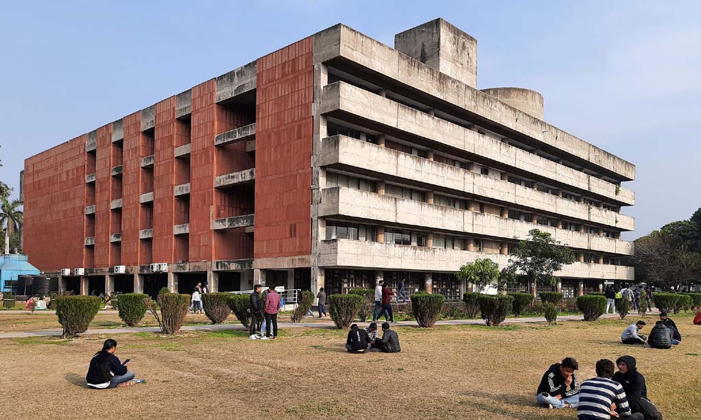 Panjab University Main Library